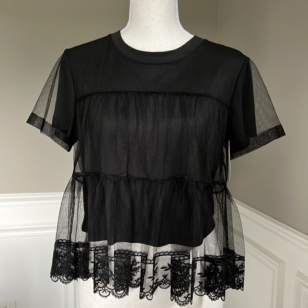 ALICE + OLIVIA Dreema Tiered Lace Tee in Black sz S 295$ - Picture 5 of 5